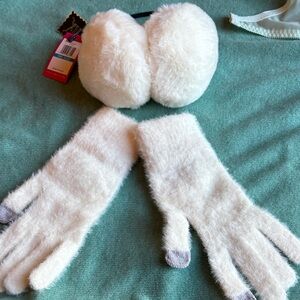 Live White Earmuffs & Gloves